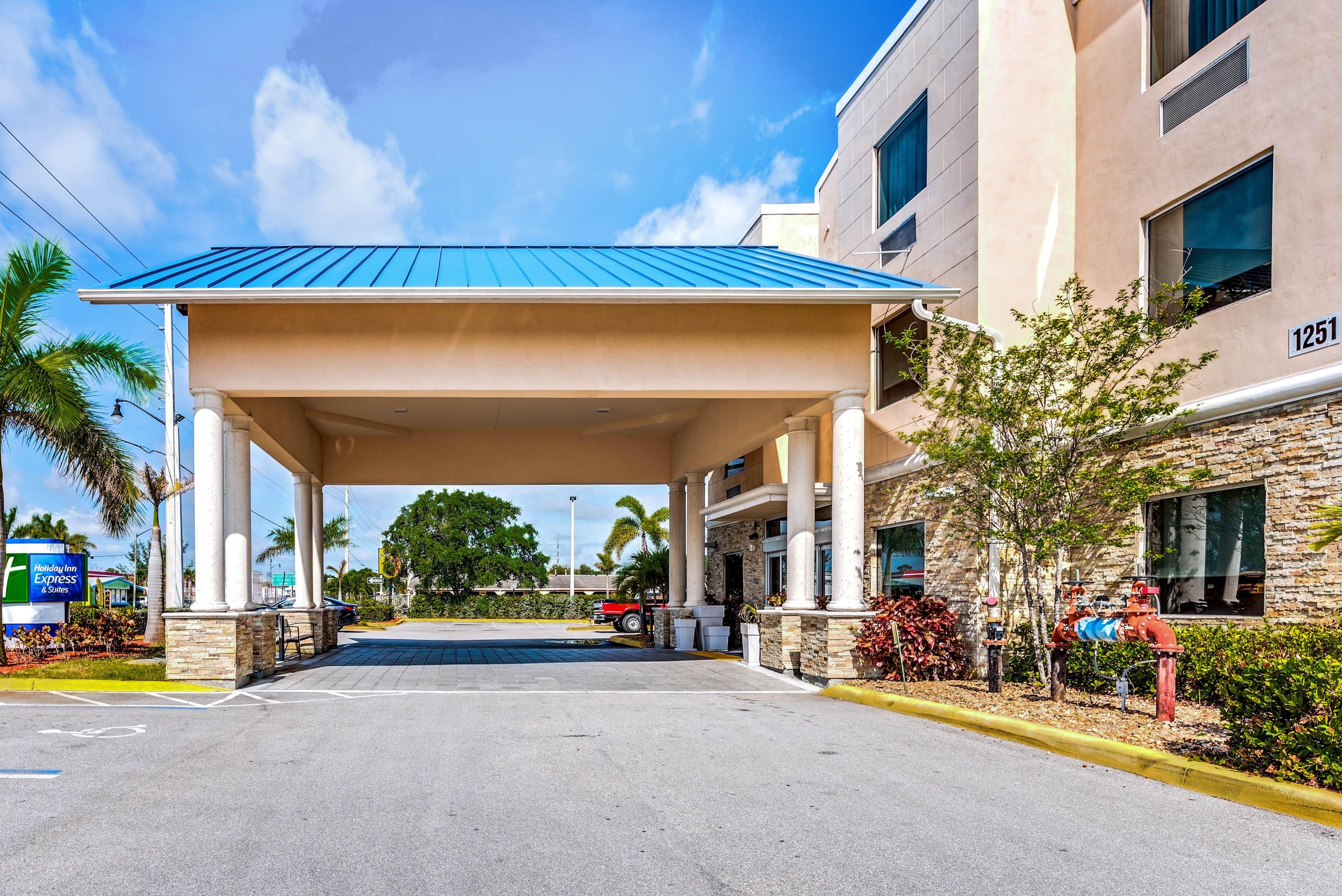 Holiday Inn Express & Suites Lantana By Ihg Ngoại thất bức ảnh