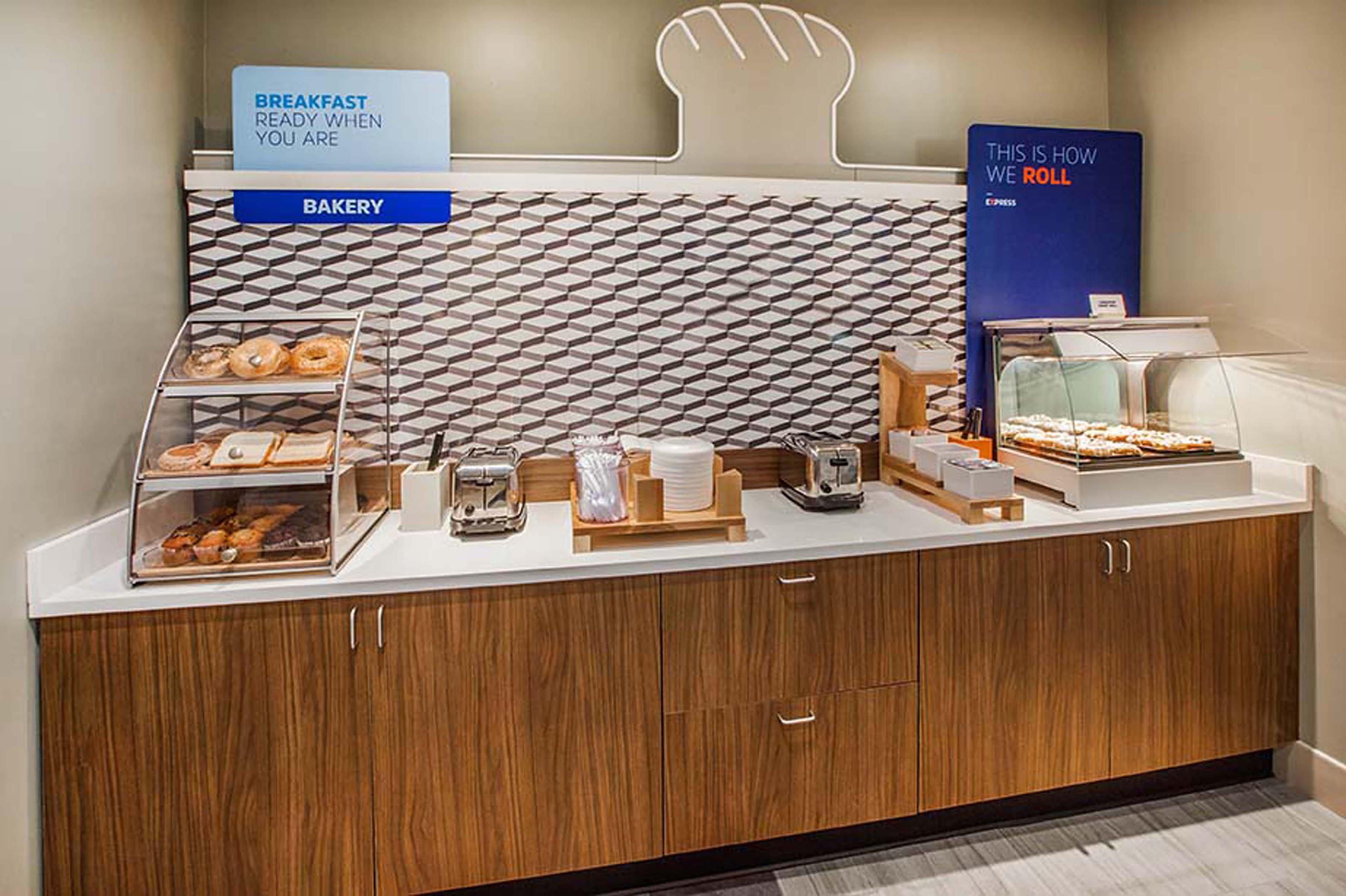 Holiday Inn Express & Suites Lantana By Ihg Ngoại thất bức ảnh